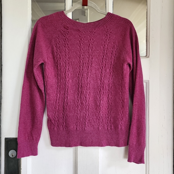Celtic & Co. Pink 100% Lamb Wool Crewneck Sweater, Sz XS - Picture 4 of 8